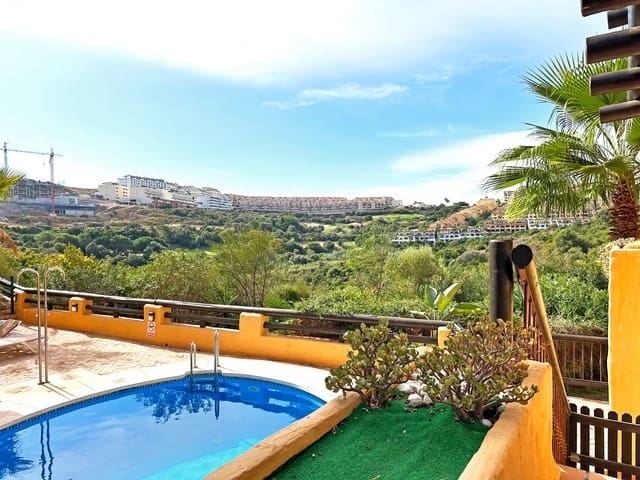 3 chambre Appartement à vendre à Manilva avec piscine garage - 319 000 € (Ref: 9349319)