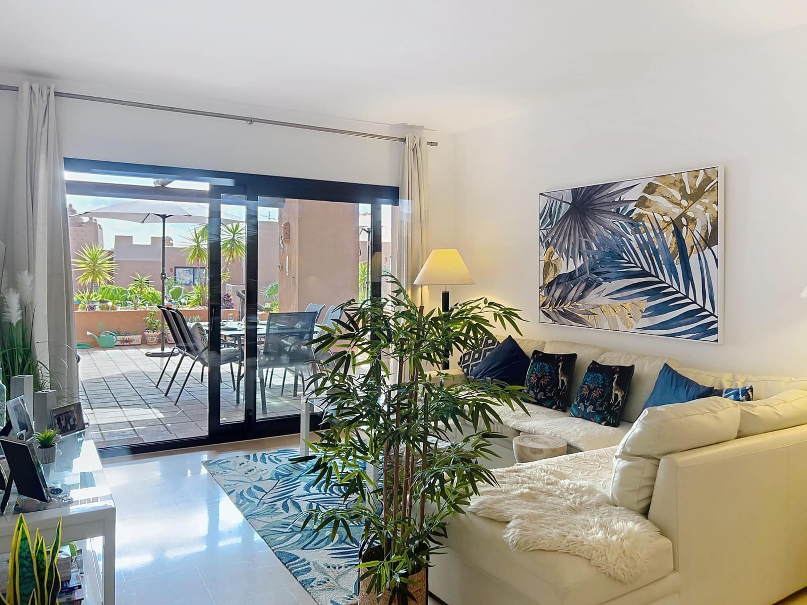 Apartamento de 2 habitaciones en Manilva en venta con piscina garaje - 310.000 € (Ref: 9367252)