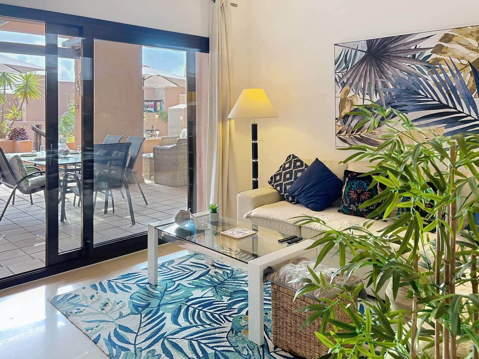 Apartamento de 2 habitaciones en Manilva en venta con piscina garaje - 310.000 € (Ref: 9367252)