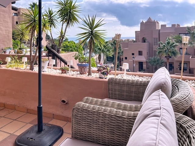 Apartamento de 2 habitaciones en Manilva en venta con piscina garaje - 310.000 € (Ref: 9367252)