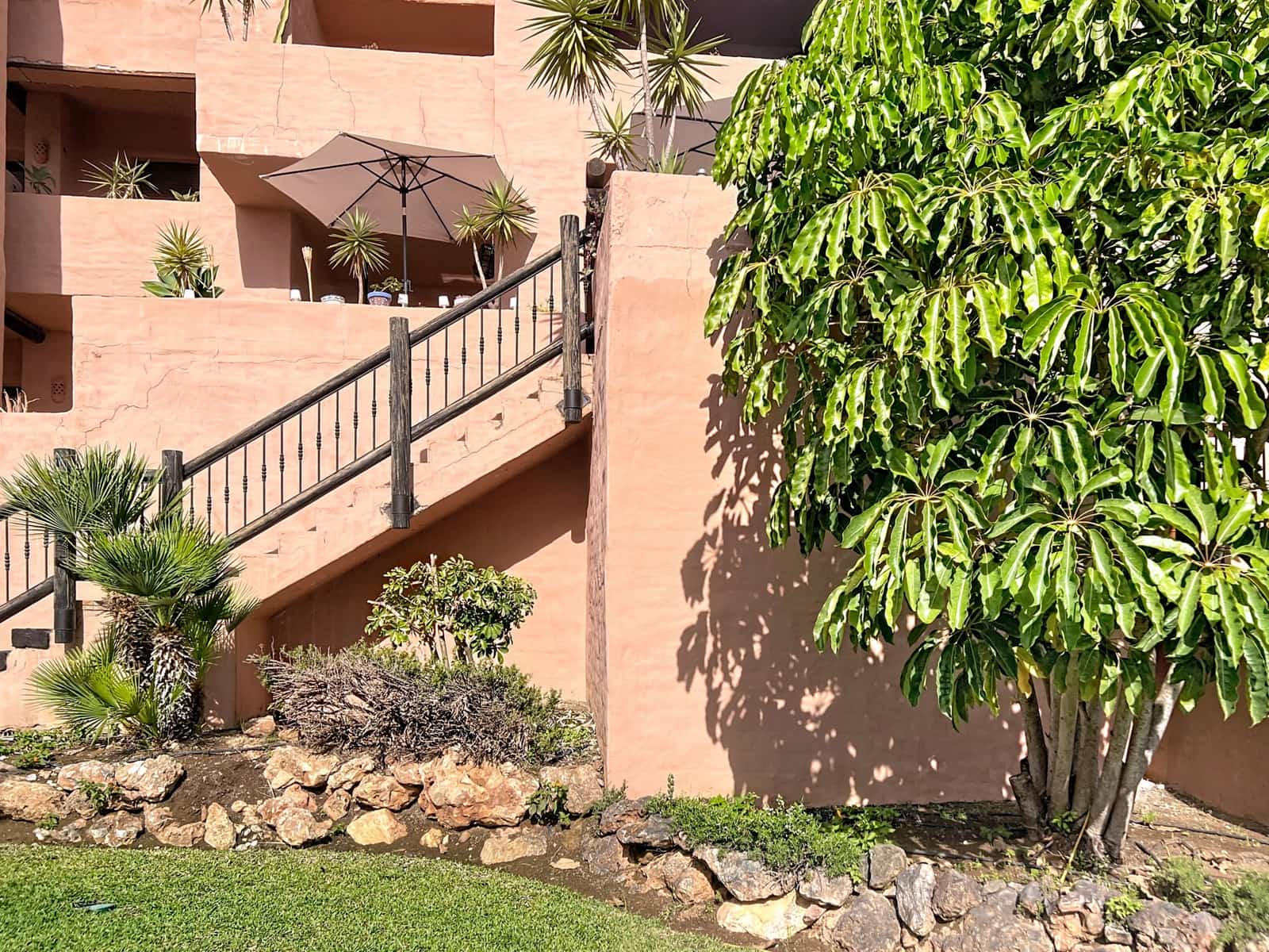 Apartamento de 2 habitaciones en Manilva en venta con piscina garaje - 310.000 € (Ref: 9367252)