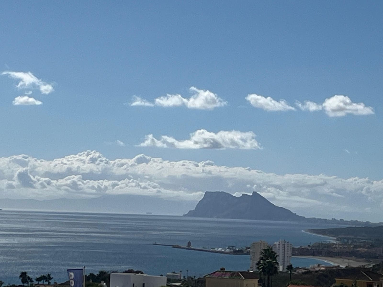 3 quarto Apartamento para venda em Manilva com piscina garagem - 429 000 € (Ref: 9382525)