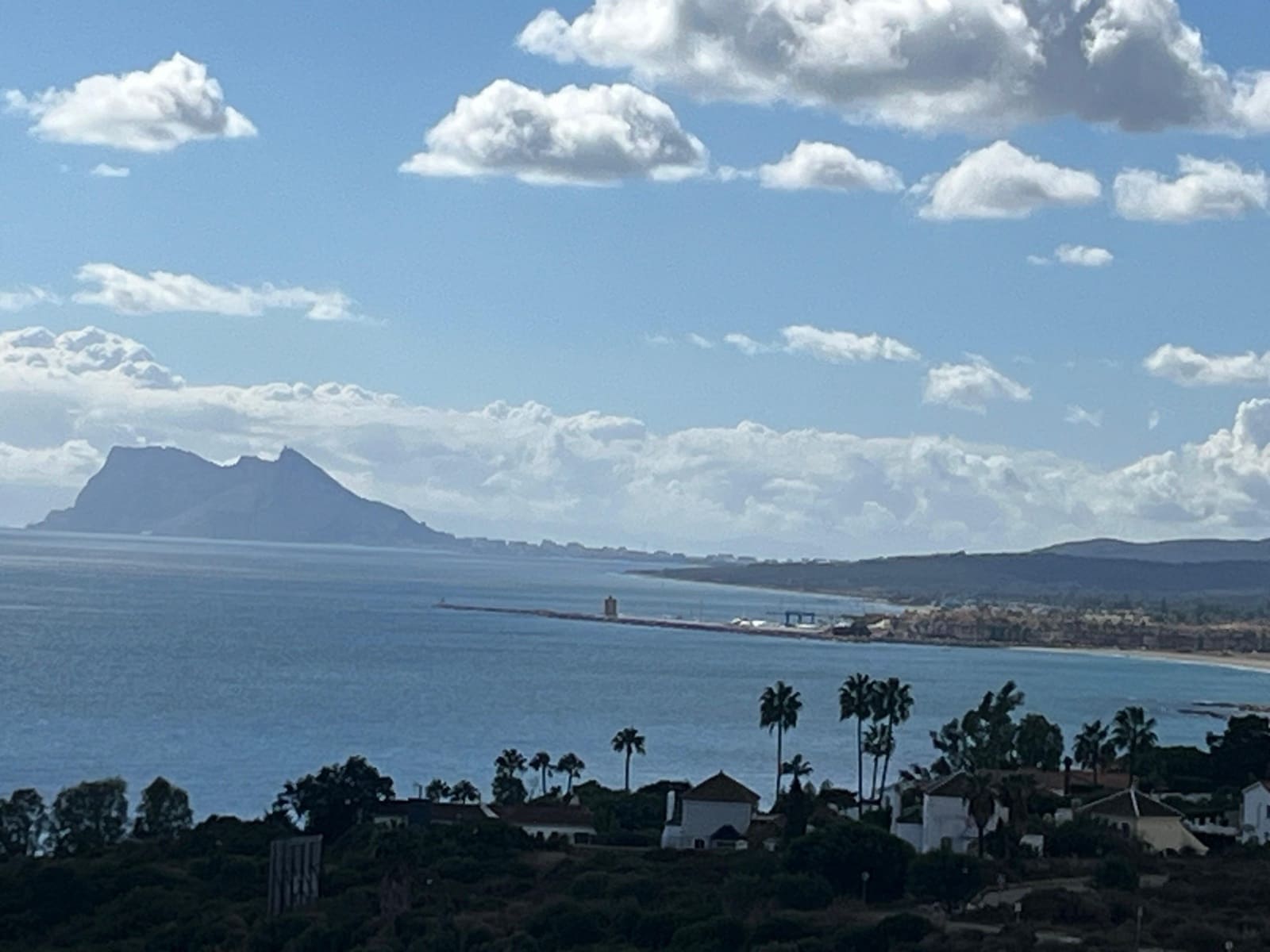 3 quarto Apartamento para venda em Manilva com piscina garagem - 429 000 € (Ref: 9382525)