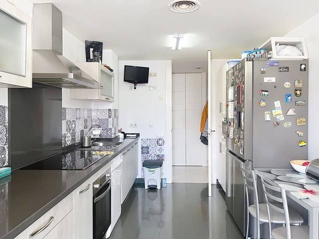 3 quarto Apartamento para venda em Chullera, Manilva com piscina garagem - 429 000 € (Ref: 9382525)