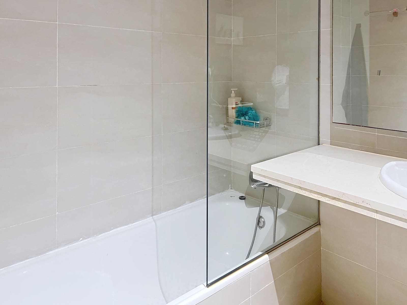 Apartamento de 3 habitaciones en Manilva en venta con piscina garaje - 359.000 € (Ref: 9382525)