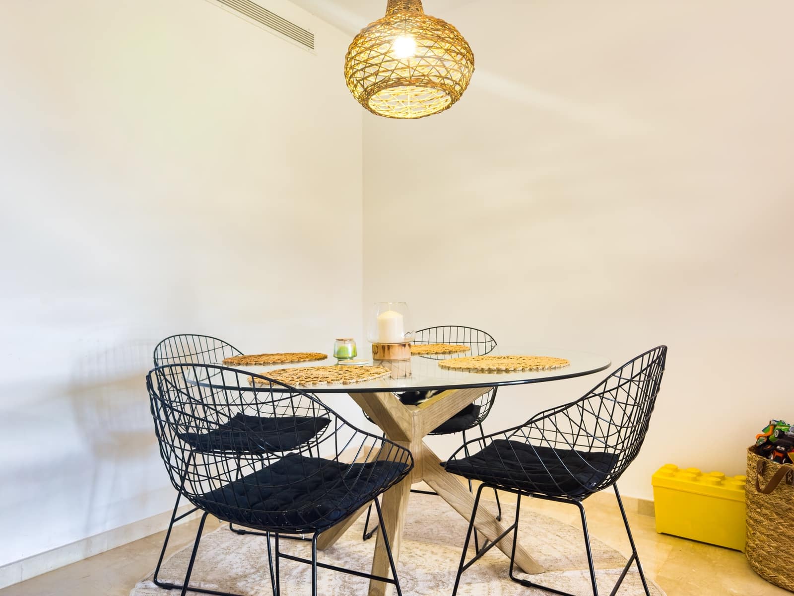 Apartamento de 3 habitaciones en Manilva en venta con piscina garaje - 595.000 € (Ref: 9395869)