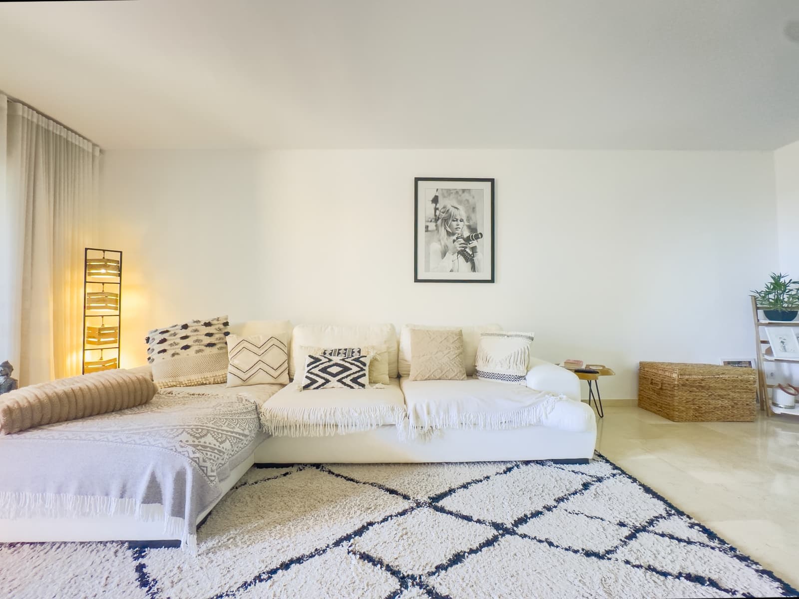 Apartamento de 3 habitaciones en Manilva en venta con piscina garaje - 595.000 € (Ref: 9395869)