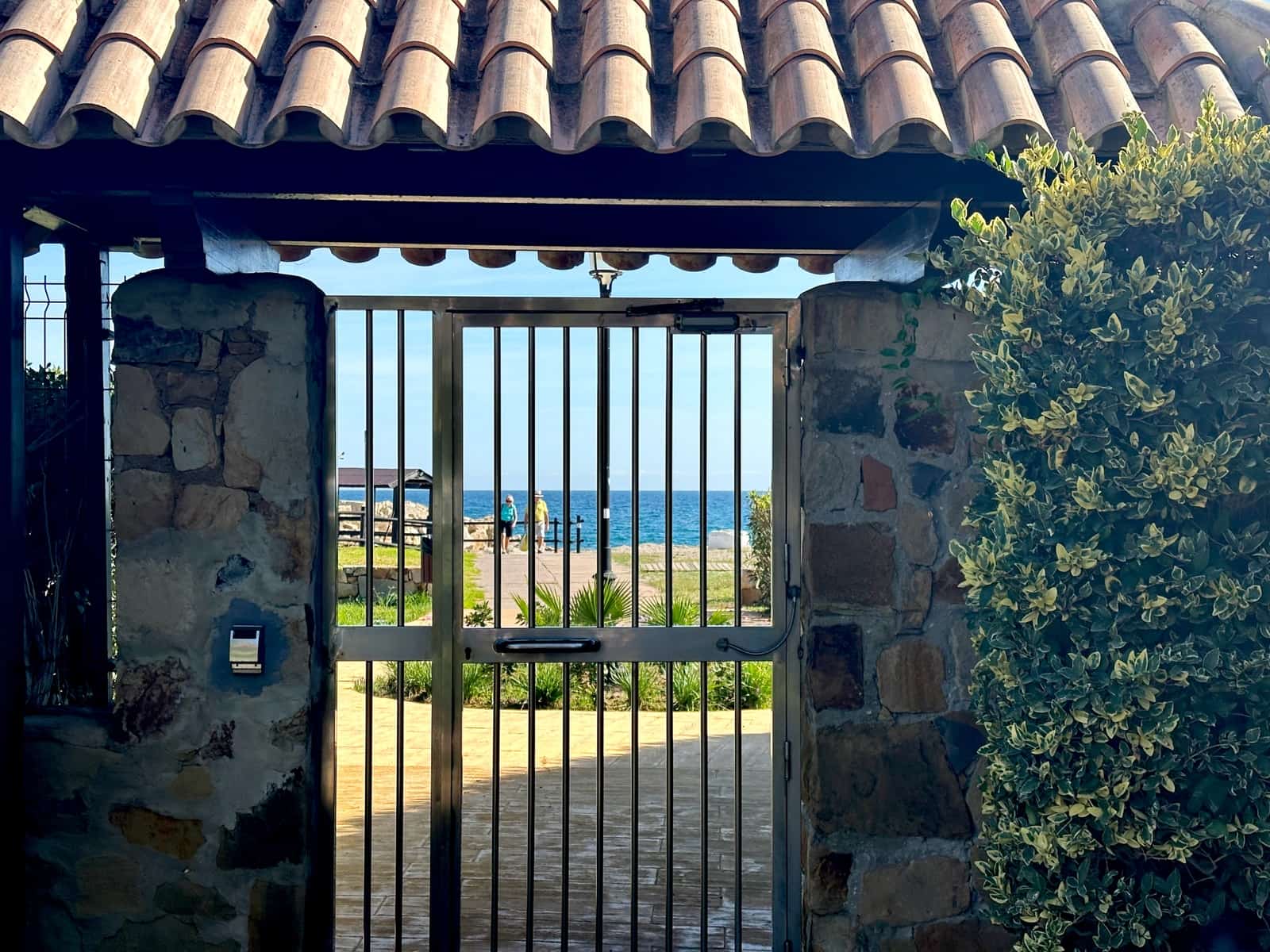 Apartamento de 3 habitaciones en Manilva en venta con piscina garaje - 595.000 € (Ref: 9395869)