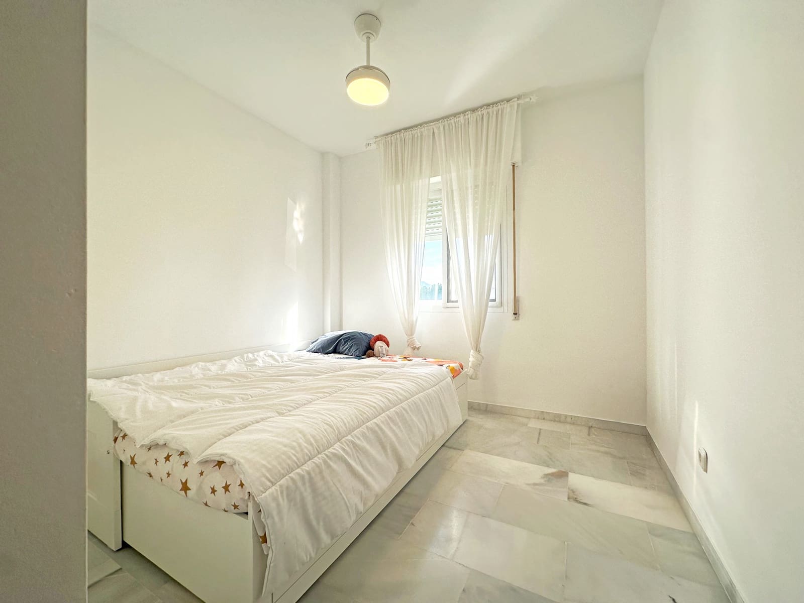 3 soverom Hus til salgs i Estepona med svømmebasseng garasje - € 655 000 (Ref: 9410838)