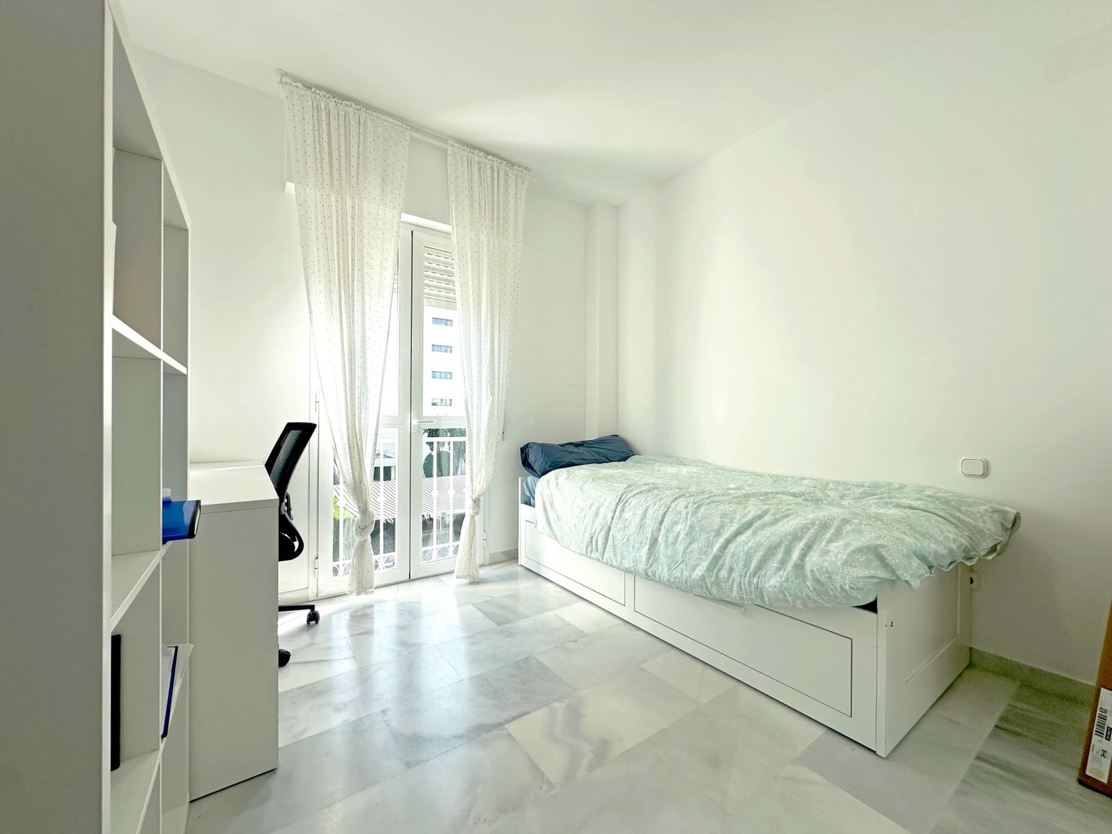 3 soverom Hus til salgs i Estepona med svømmebasseng garasje - € 655 000 (Ref: 9410838)