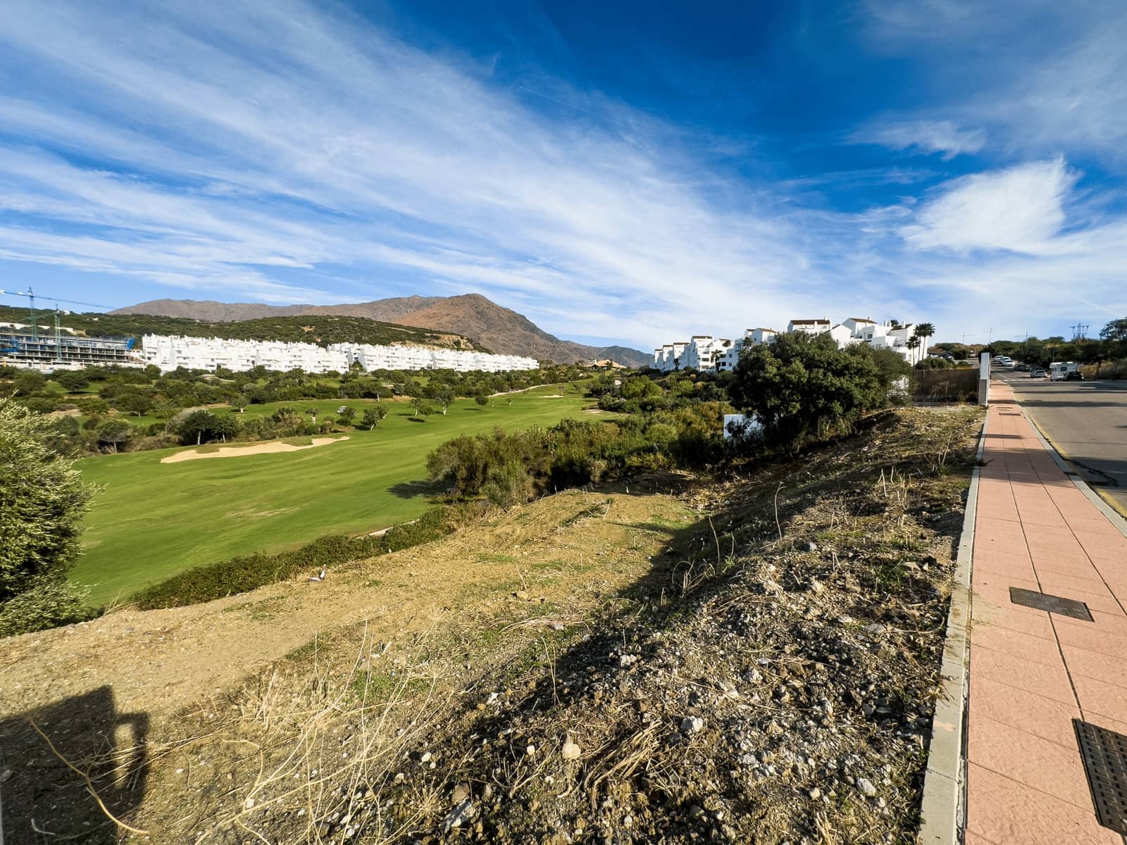 Building Plot for sale in Estepona - € 220,000 (Ref: 9415876)