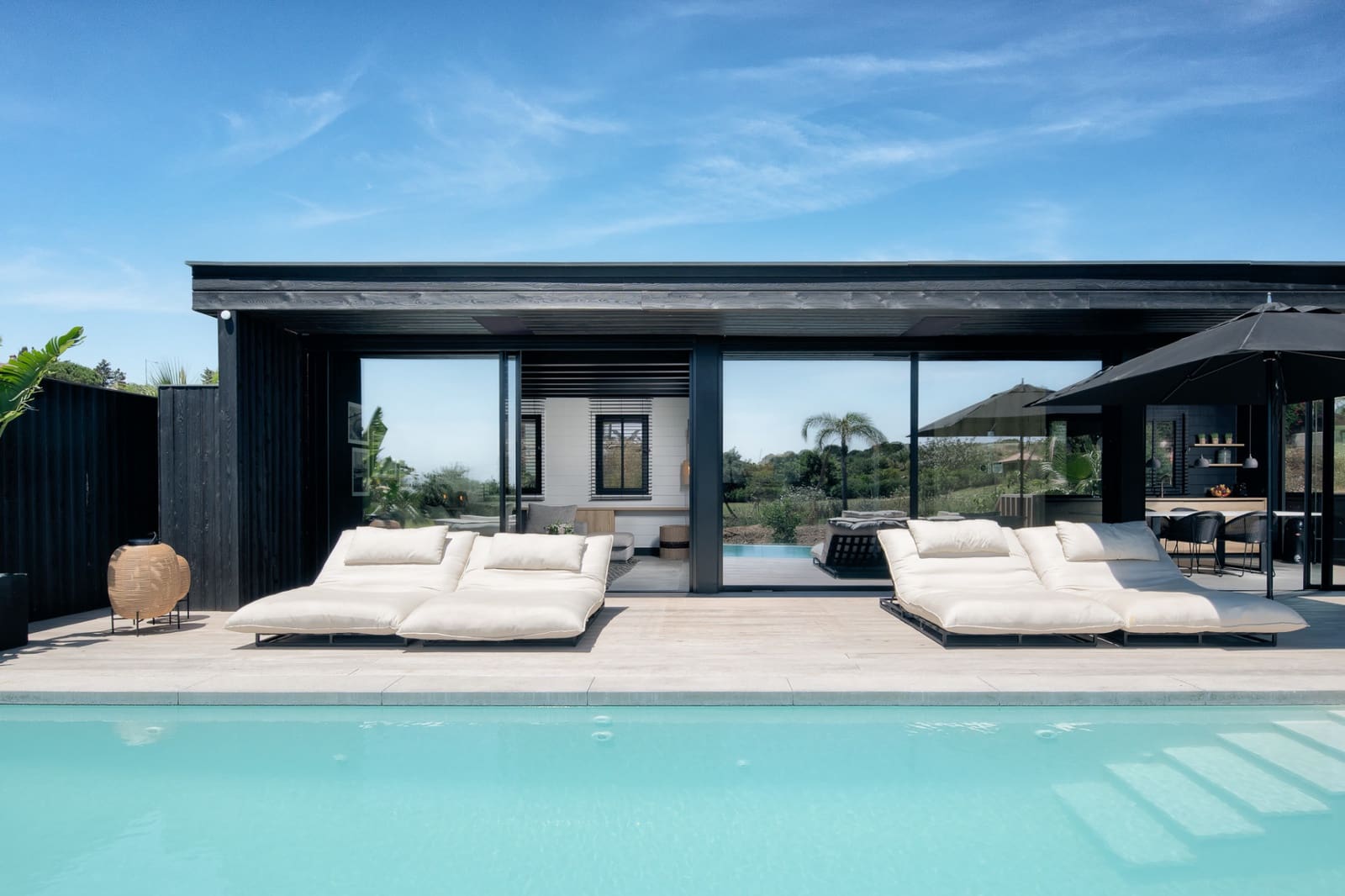 4 sovrum Villa till salu i Estepona med pool garage - 1 380 000 € (Ref: 9419506)