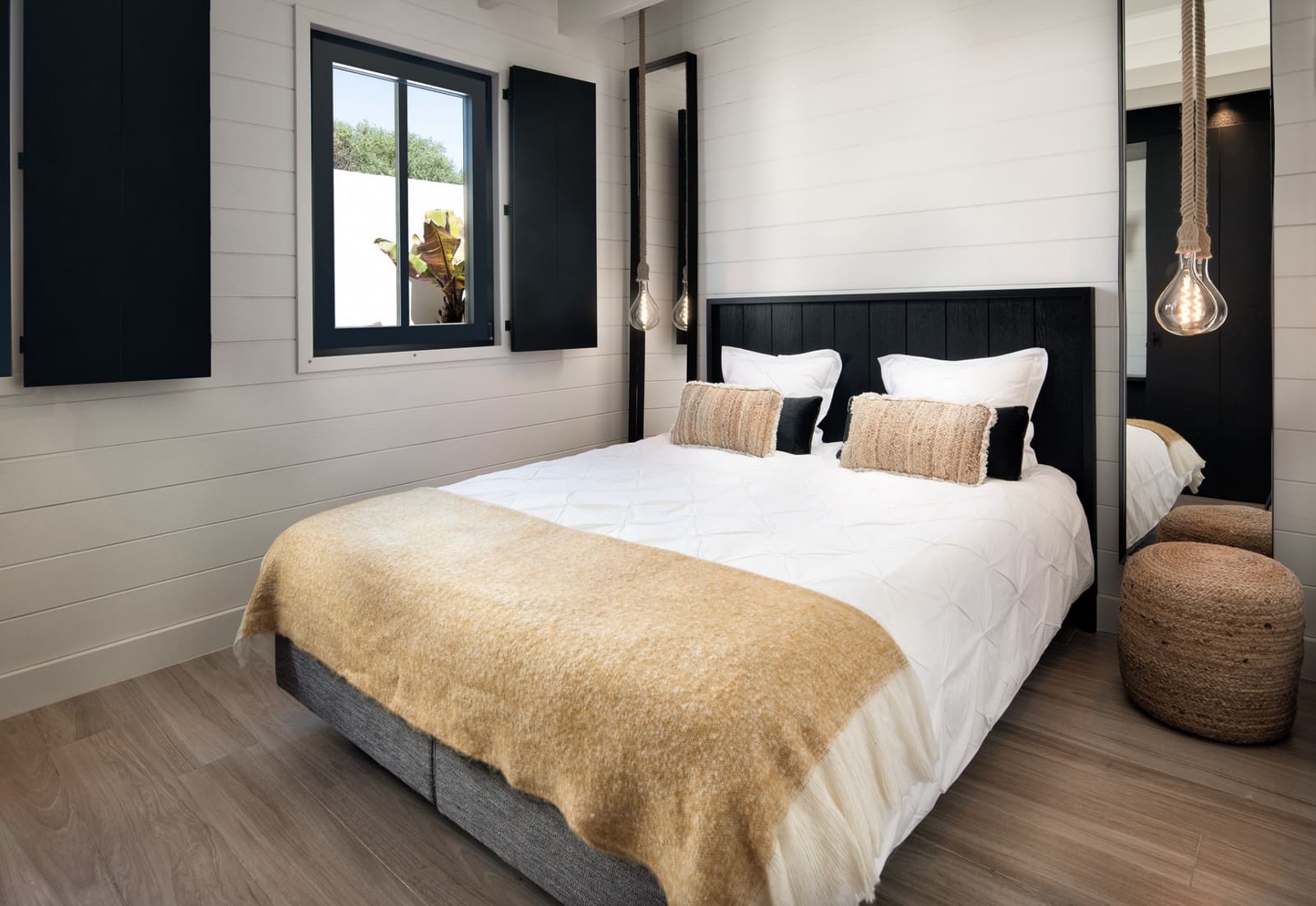 4 sovrum Villa till salu i Estepona med pool garage - 1 380 000 € (Ref: 9419506)