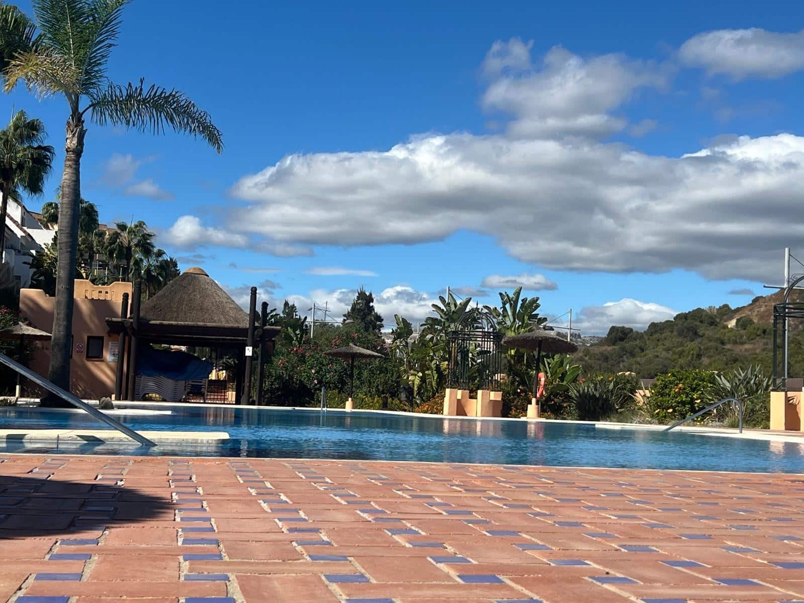 2 chambre Appartement à vendre à Manilva avec piscine garage - 275 000 € (Ref: 9427036)