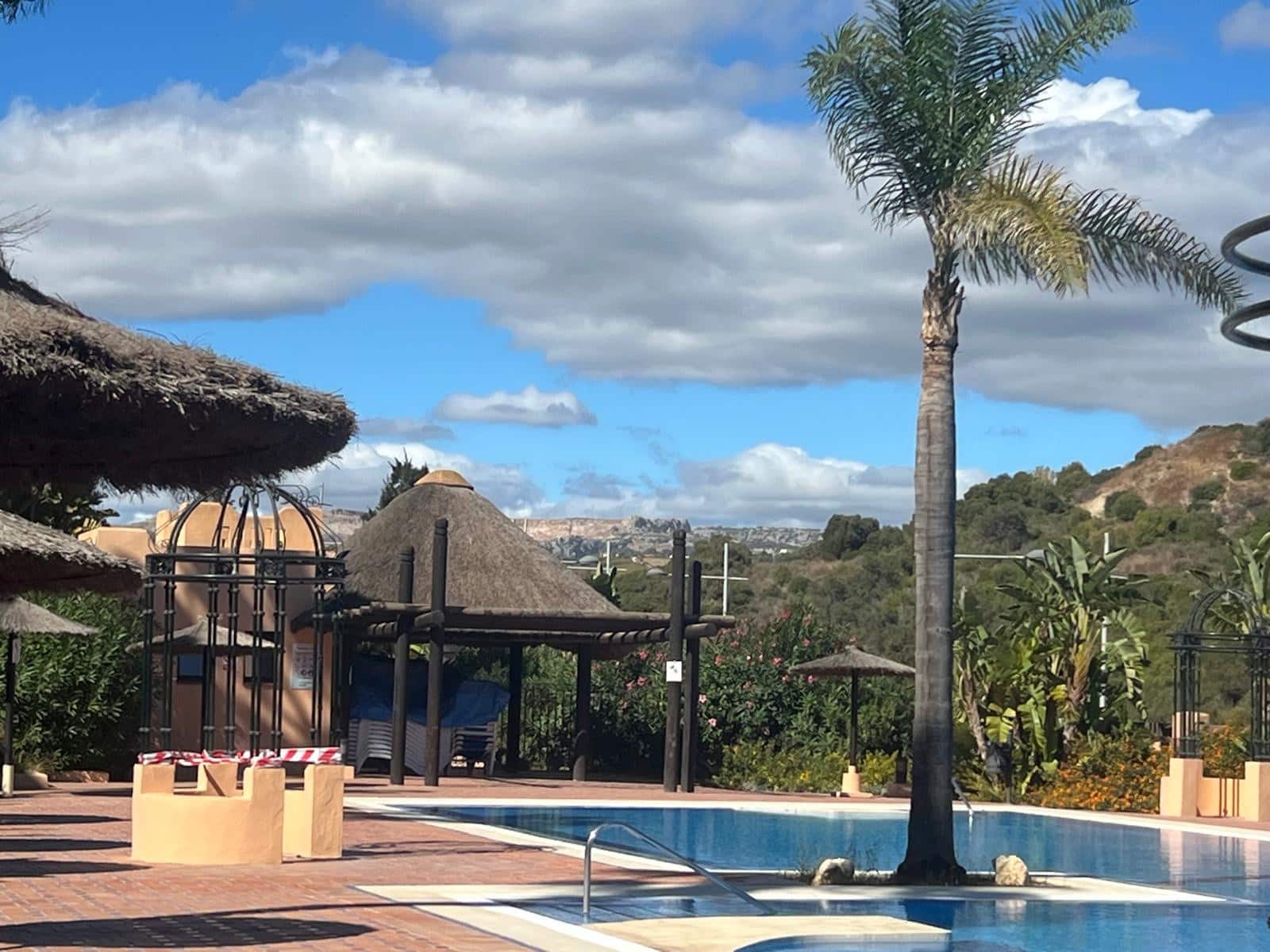 2 chambre Appartement à vendre à Manilva avec piscine garage - 275 000 € (Ref: 9427036)