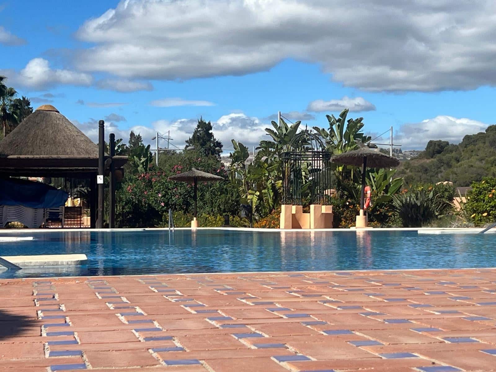 2 chambre Appartement à vendre à Manilva avec piscine garage - 275 000 € (Ref: 9427036)