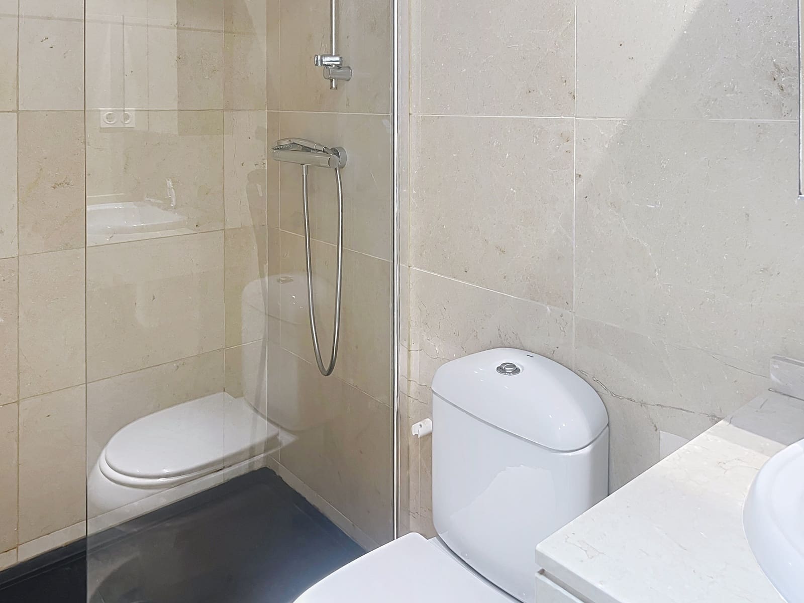 2 chambre Appartement à vendre à Manilva avec piscine garage - 275 000 € (Ref: 9427036)