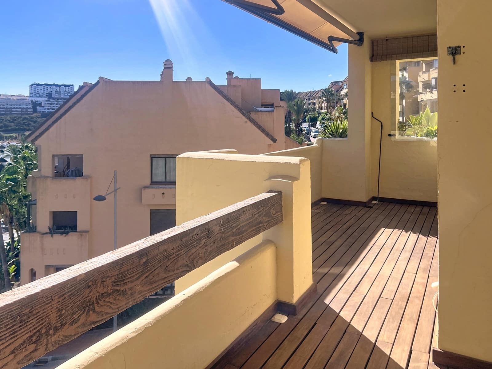 2 chambre Appartement à vendre à Manilva avec piscine garage - 275 000 € (Ref: 9427036)