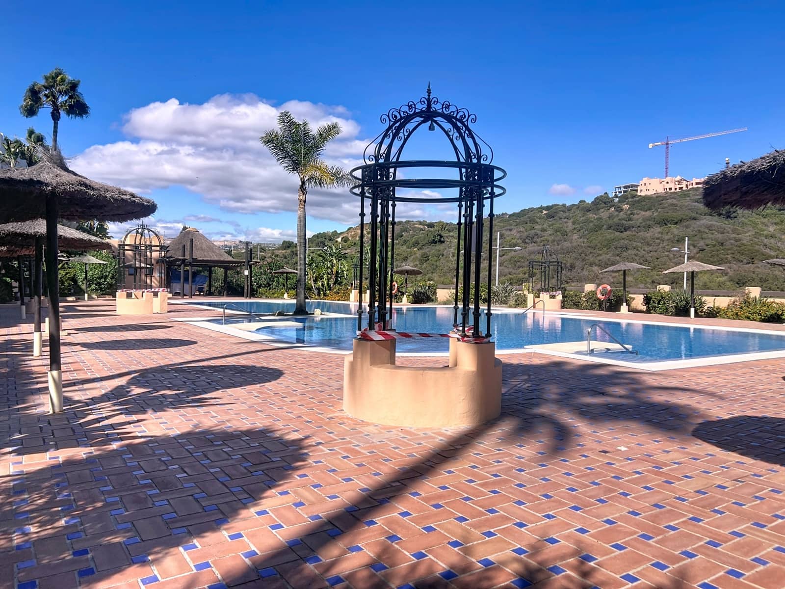 2 chambre Appartement à vendre à Manilva avec piscine garage - 275 000 € (Ref: 9427036)