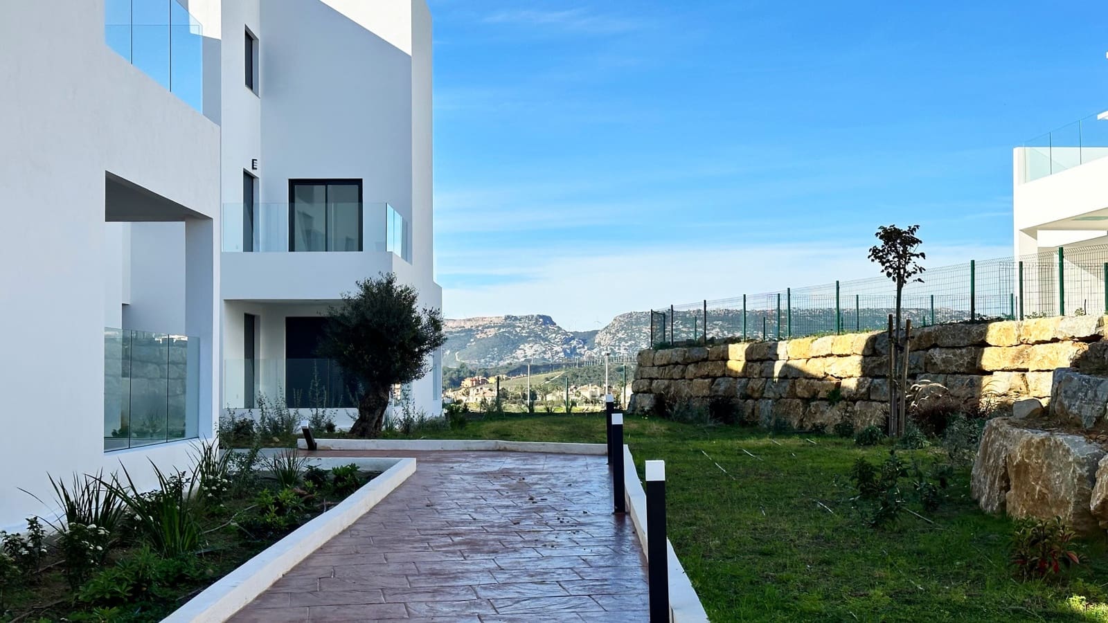 2 chambre Appartement à vendre à Casares avec piscine garage - 505 000 € (Ref: 9431245)