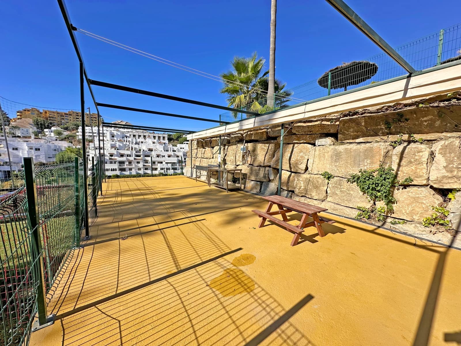 2 quarto Apartamento para venda em Estepona com piscina garagem - 530 250 € (Ref: 9431246)