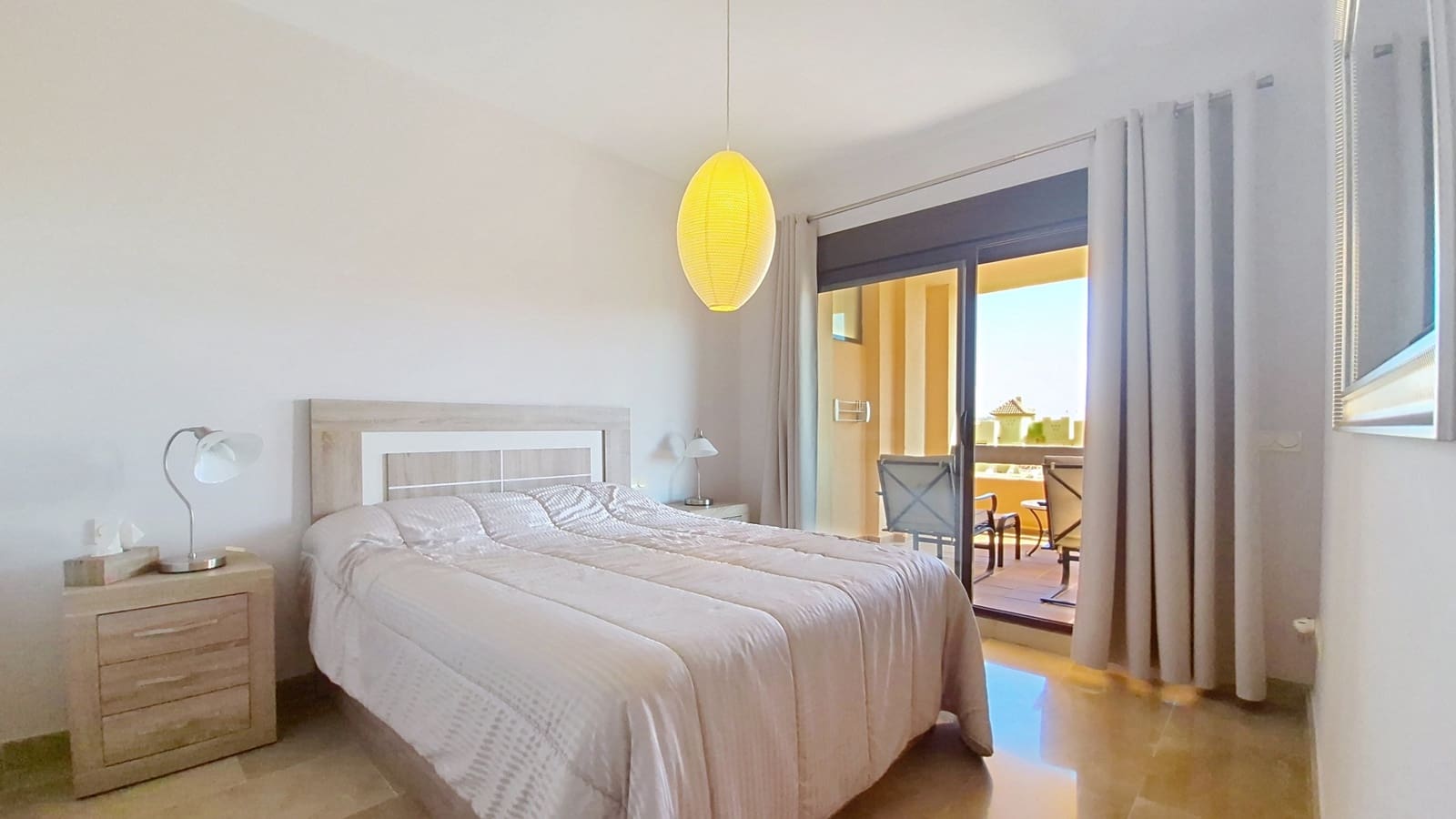 Apartamento de 3 habitaciones en Manilva en venta con piscina garaje - 349.000 € (Ref: 9431247)