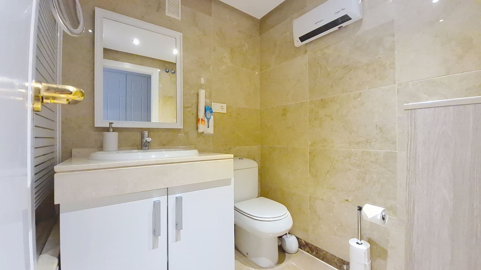 Apartamento de 3 habitaciones en Manilva en venta con piscina garaje - 349.000 € (Ref: 9431247)