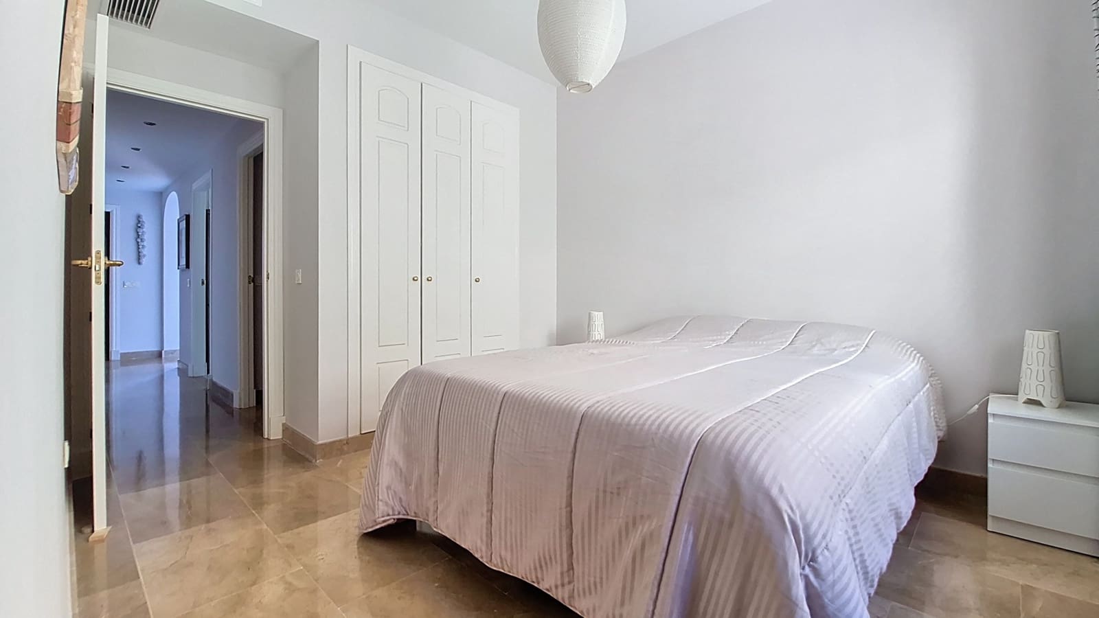 Apartamento de 3 habitaciones en Manilva en venta con piscina garaje - 349.000 € (Ref: 9431247)