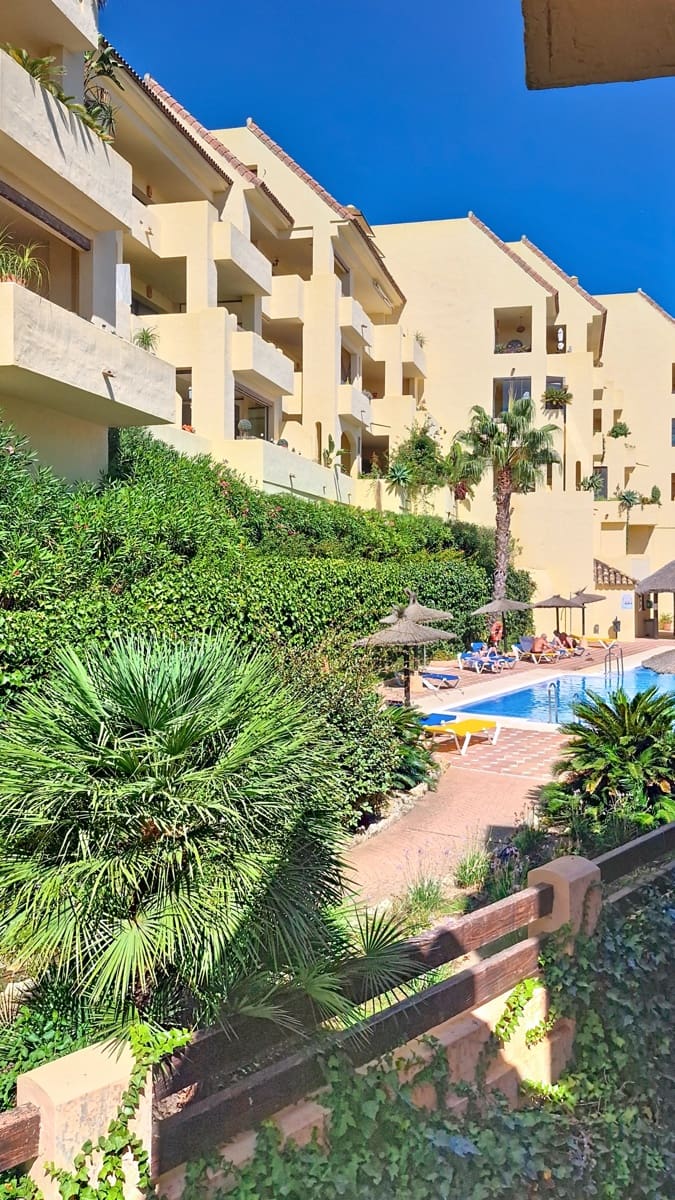 3 bedroom Apartment for sale in Manilva with pool garage - € 339,000 (Ref: 9431247)