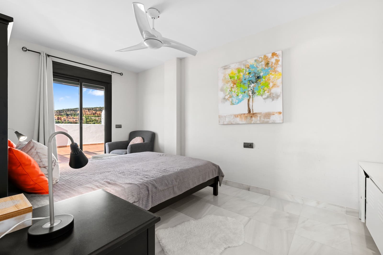 Ático de 4 habitaciones en Casares en venta con piscina garaje - 440.000 € (Ref: 9439933)