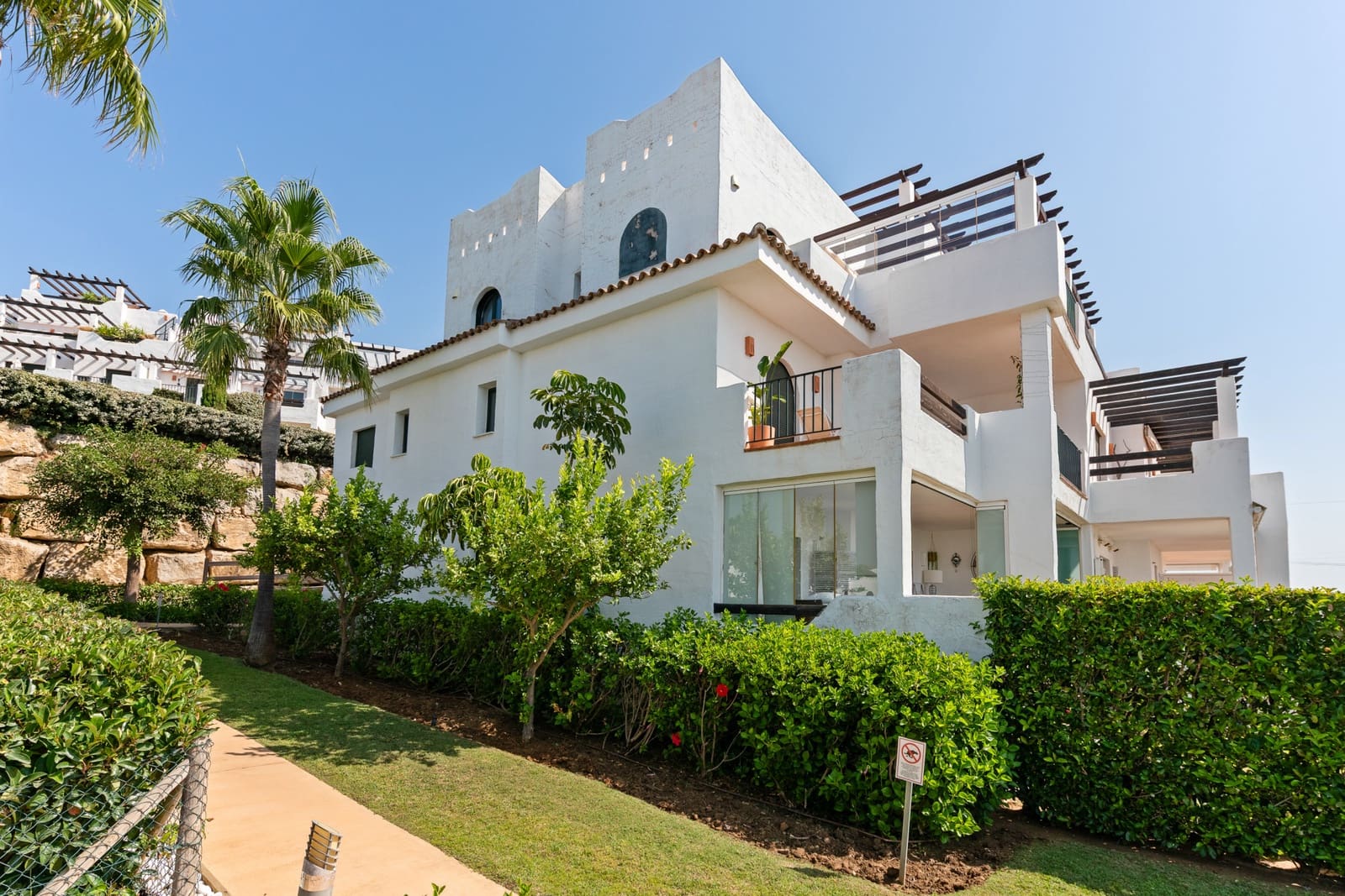 Ático de 4 habitaciones en Casares en venta con piscina garaje - 440.000 € (Ref: 9439933)