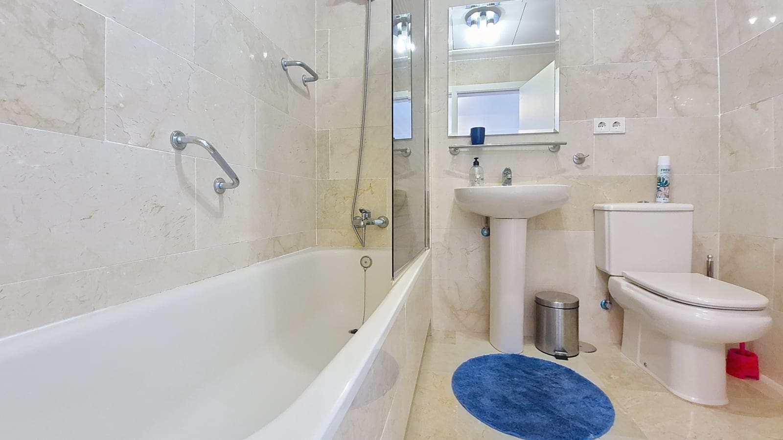 2 chambre Penthouse à vendre à Manilva avec piscine garage - 299 000 € (Ref: 9468298)