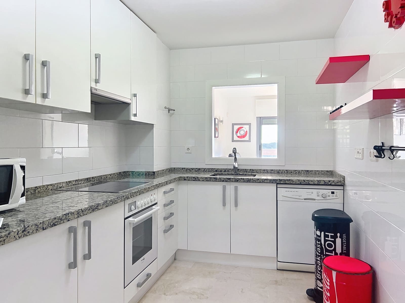 2 chambre Penthouse à vendre à Manilva avec piscine garage - 299 000 € (Ref: 9468298)