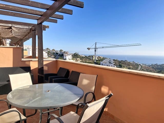 2 quarto Penthouse para venda em Manilva com piscina garagem - 290 000 € (Ref: 9468298)