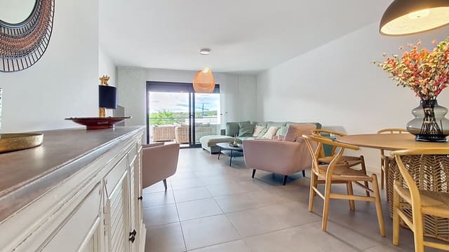 3 sypialnia Apartament na sprzedaż w Casares z basenem garażem - 549 000 € (Ref: 9468299)