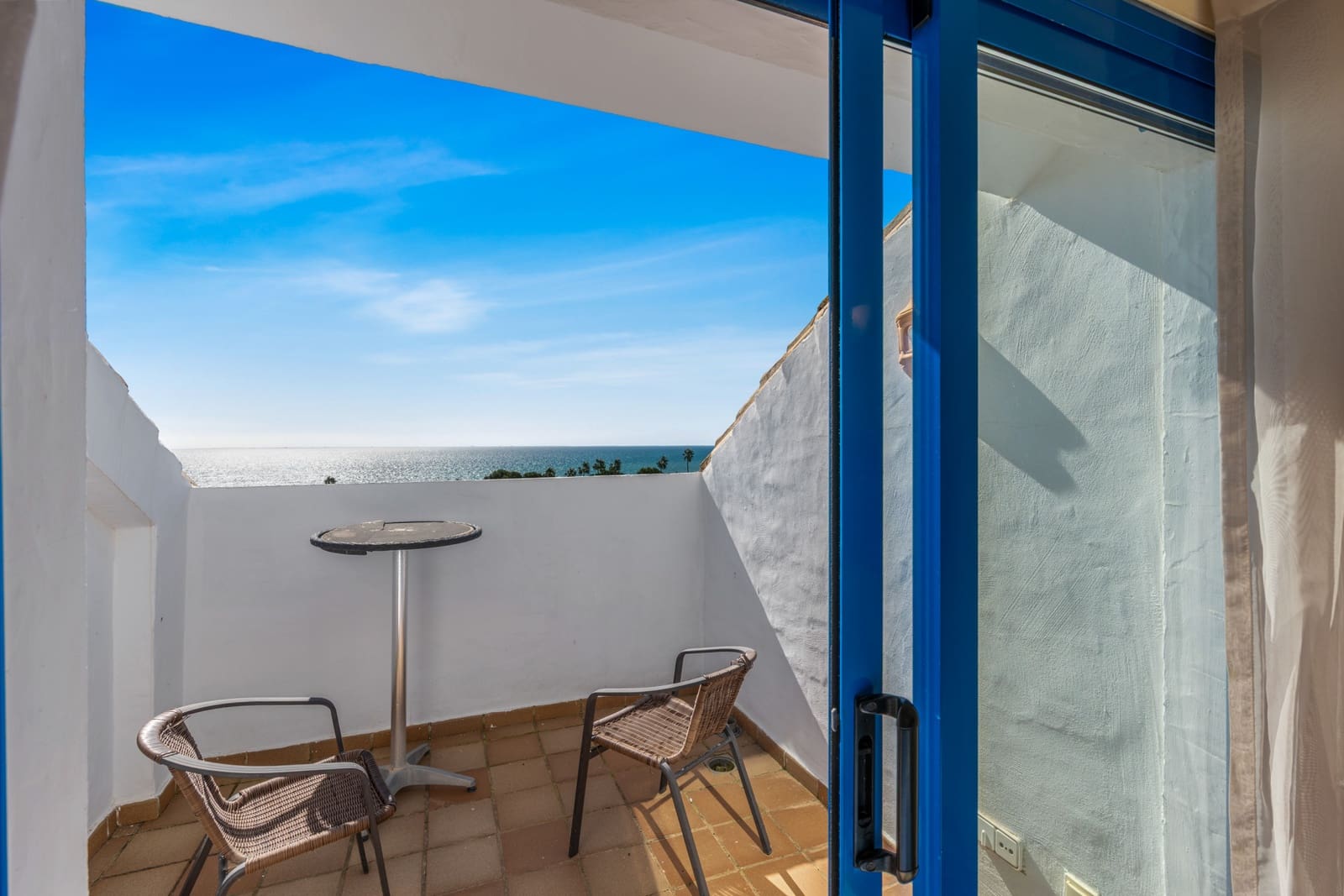 3 bedroom Penthouse for sale in Manilva with pool garage - € 395,000 (Ref: 9508661)