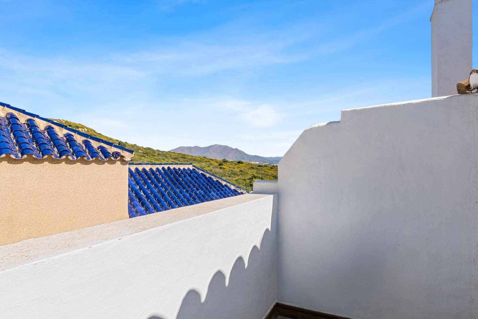 3 bedroom Penthouse for sale in Manilva with pool garage - € 395,000 (Ref: 9508661)