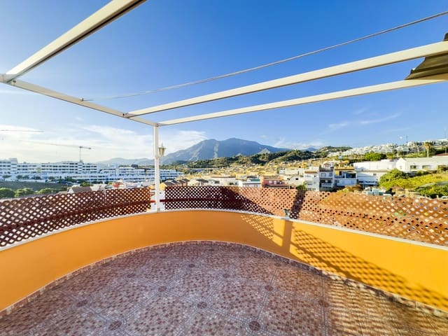 3 quarto Penthouse para venda em Estepona com garagem - 639 000 € (Ref: 9516064)