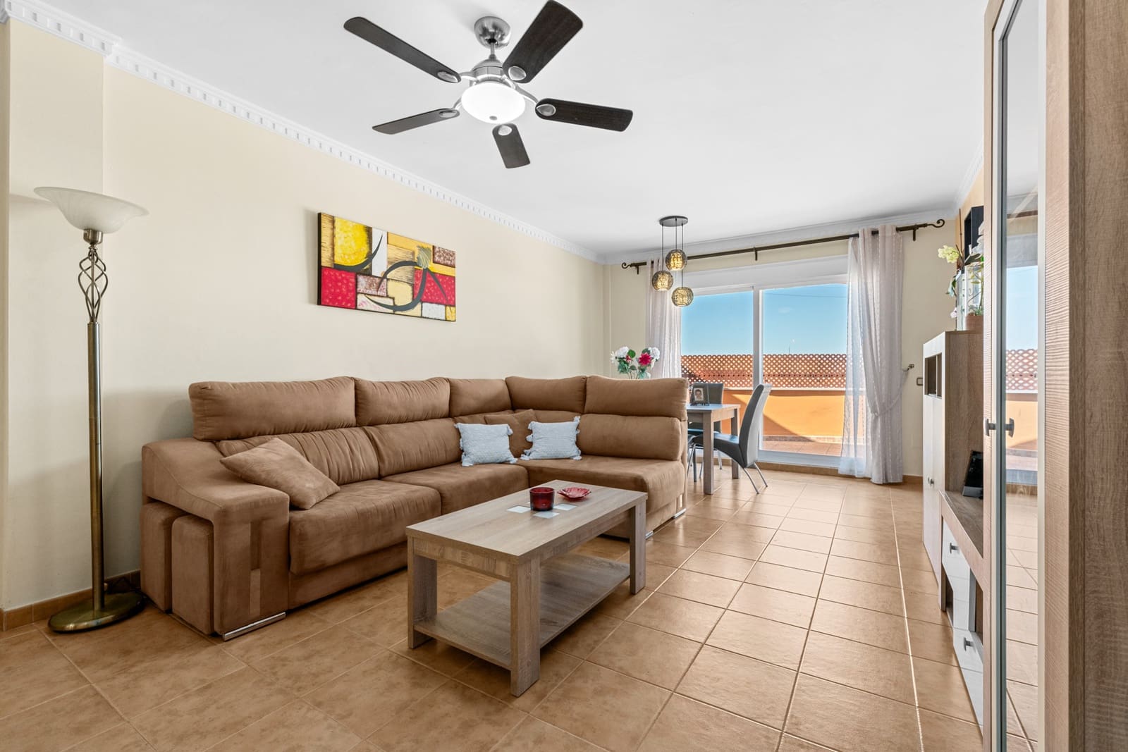 3 bedroom Penthouse for sale in Estepona with garage - € 620,000 (Ref: 9516064)