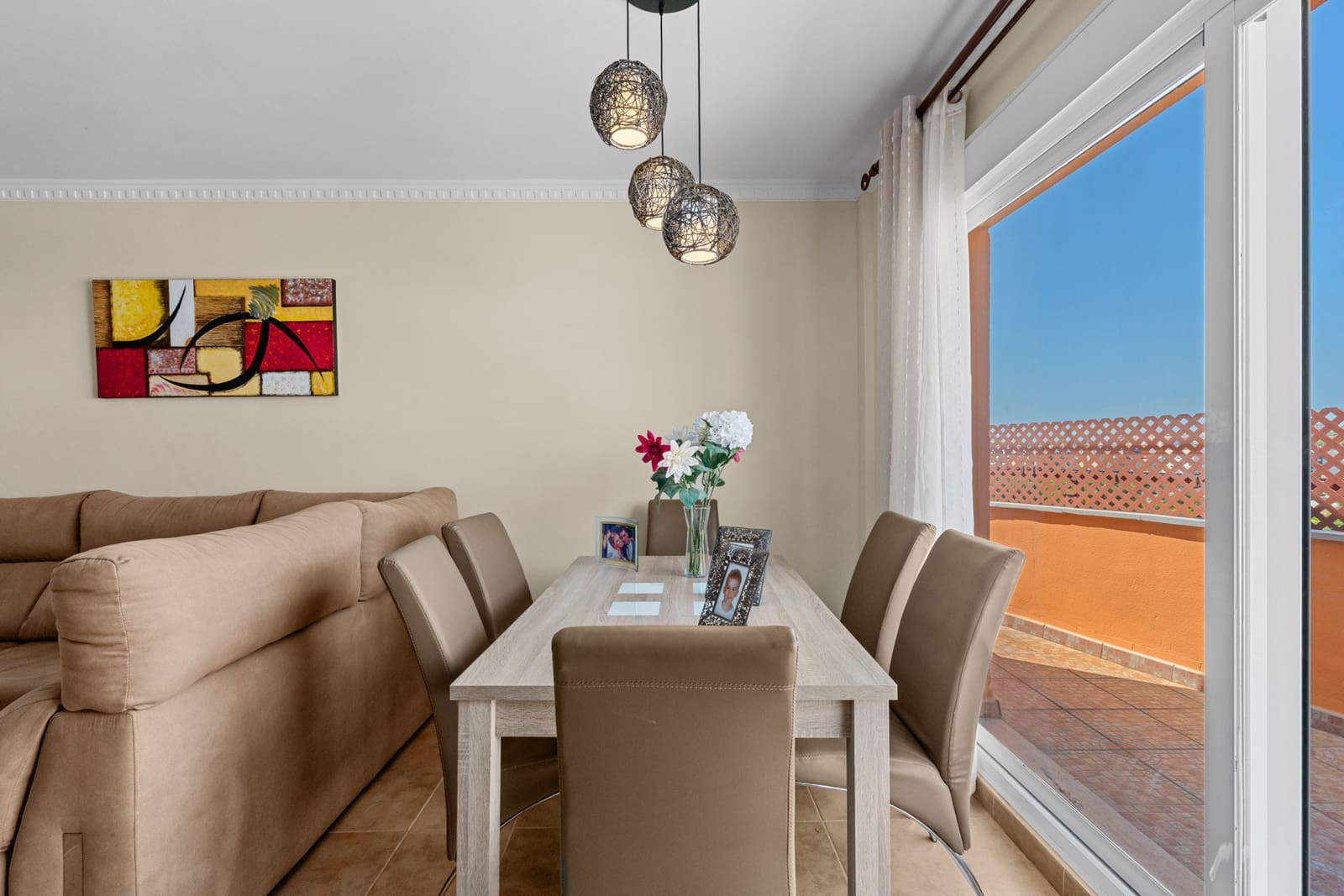 3 bedroom Penthouse for sale in Estepona with garage - € 620,000 (Ref: 9516064)