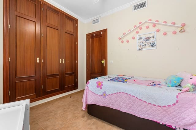 3 camera da letto Attico in vendita in Estepona con garage - 620.000 € (Rif: 9516064)