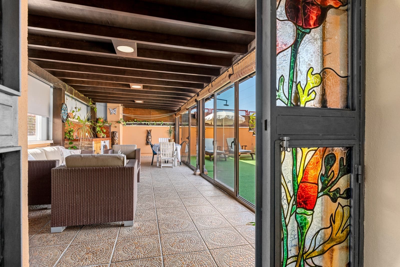 3 bedroom Penthouse for sale in Estepona with garage - € 620,000 (Ref: 9516064)
