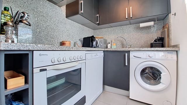 2 sovrum Takvåning till salu i Estepona med pool garage - 266 000 € (Ref: 9524111)