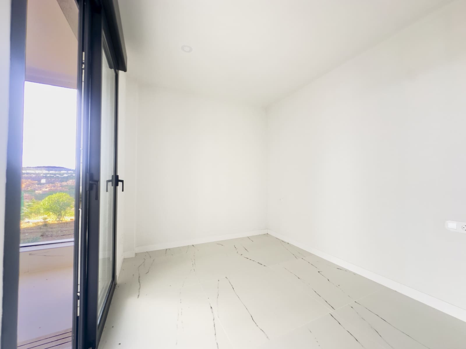 3 makuuhuone Huoneisto myytävänä paikassa Casares mukana uima-altaan 
autotalli - 469 000 € (Ref: 9547841)