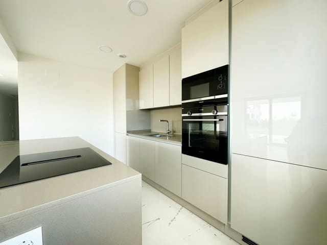 3 makuuhuone Huoneisto myytävänä paikassa Bahia de Casares, Casares mukana uima-altaan 
autotalli - 469 000 € (Ref: 9547841)