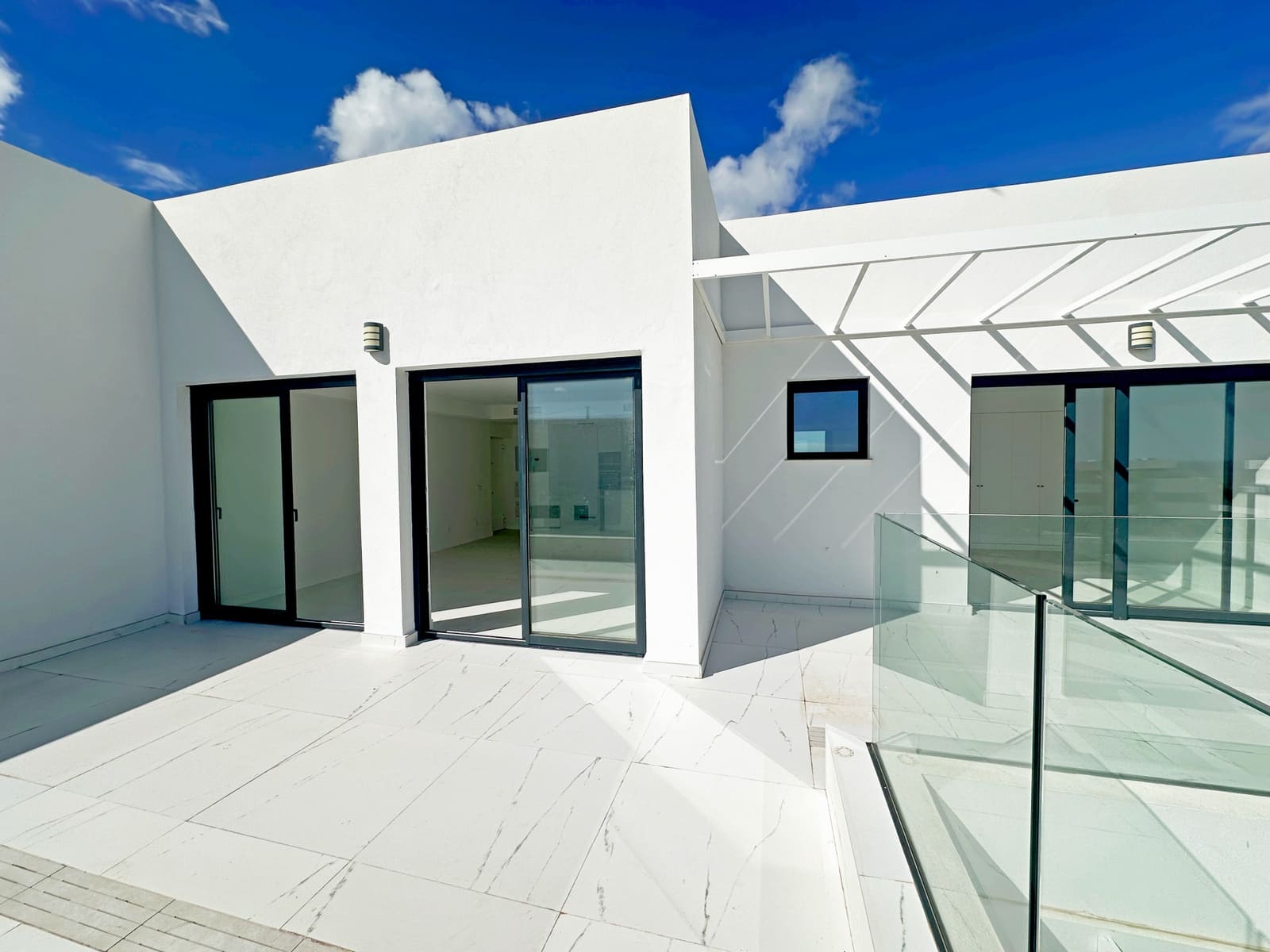 3 slaapkamer Penthouse te koop in Casares met zwembad garage - € 650.000 (Ref: 9547842)