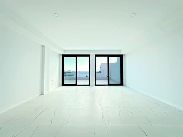 3 slaapkamer Penthouse te koop in Bahia de Casares, Casares met zwembad garage - € 650.000 (Ref: 9547842)