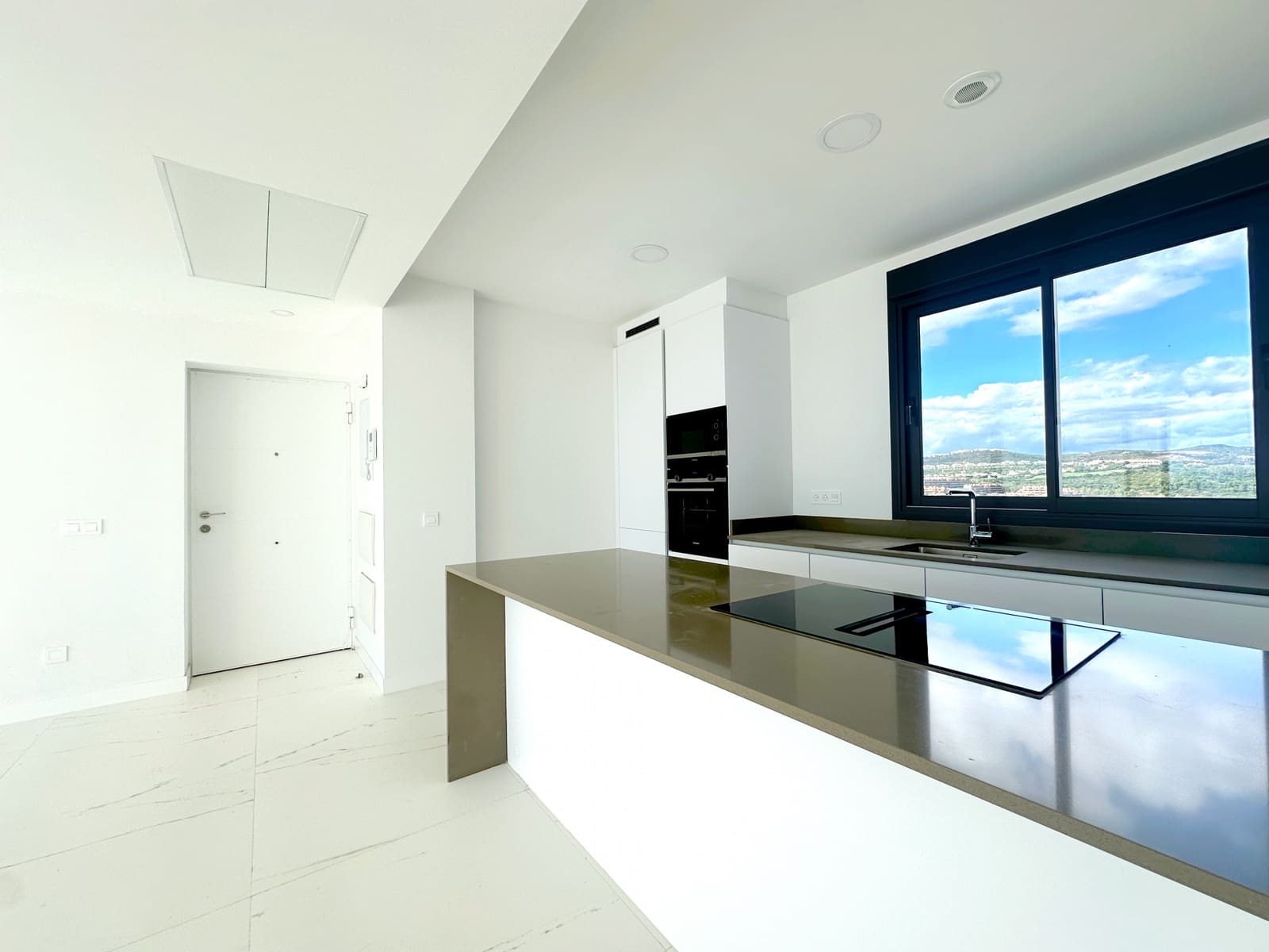 3 slaapkamer Penthouse te koop in Casares met zwembad garage - € 650.000 (Ref: 9547842)