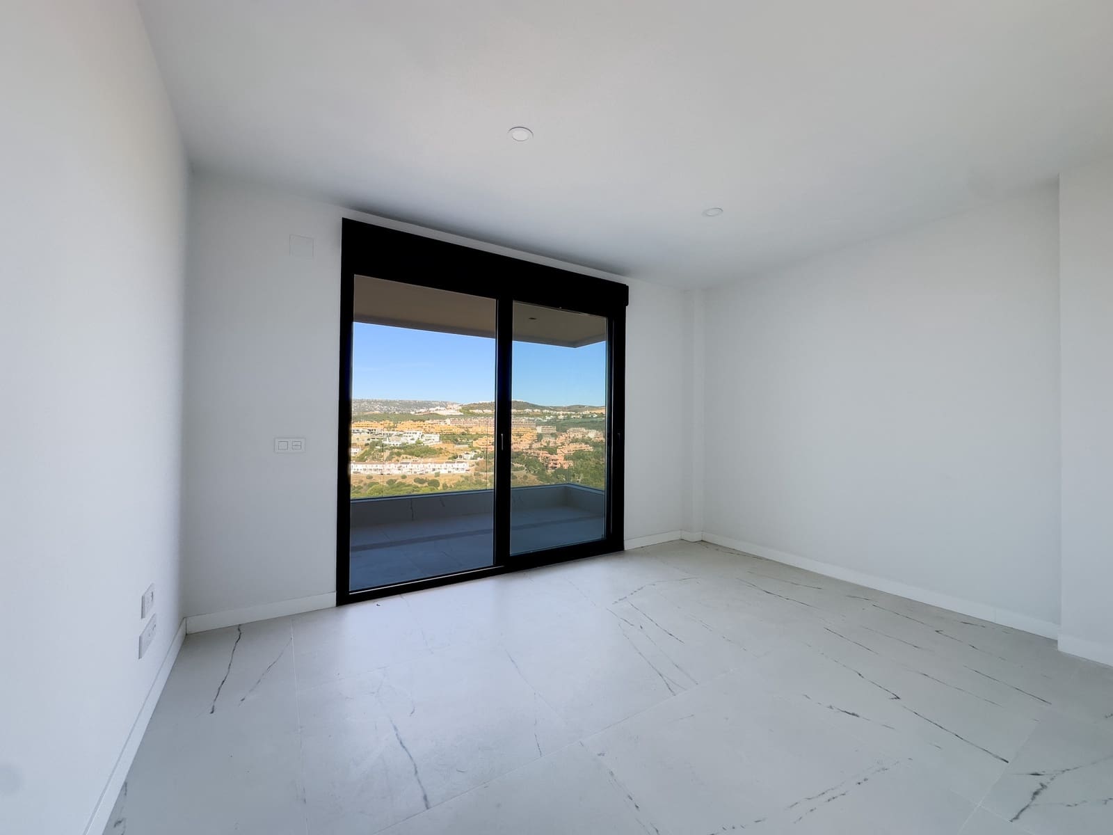 2 chambre Appartement à vendre à Casares avec piscine garage - 525 000 € (Ref: 9547843)