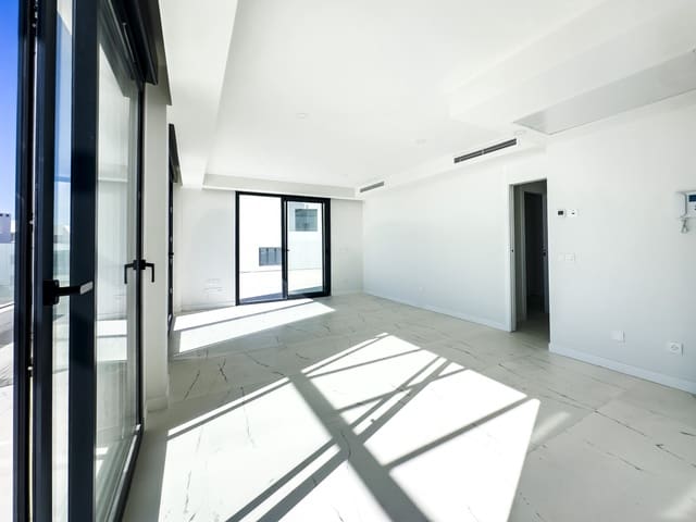 2 slaapkamer Penthouse te koop in Bahia de Casares, Casares met zwembad garage - € 649.000 (Ref: 9547844)